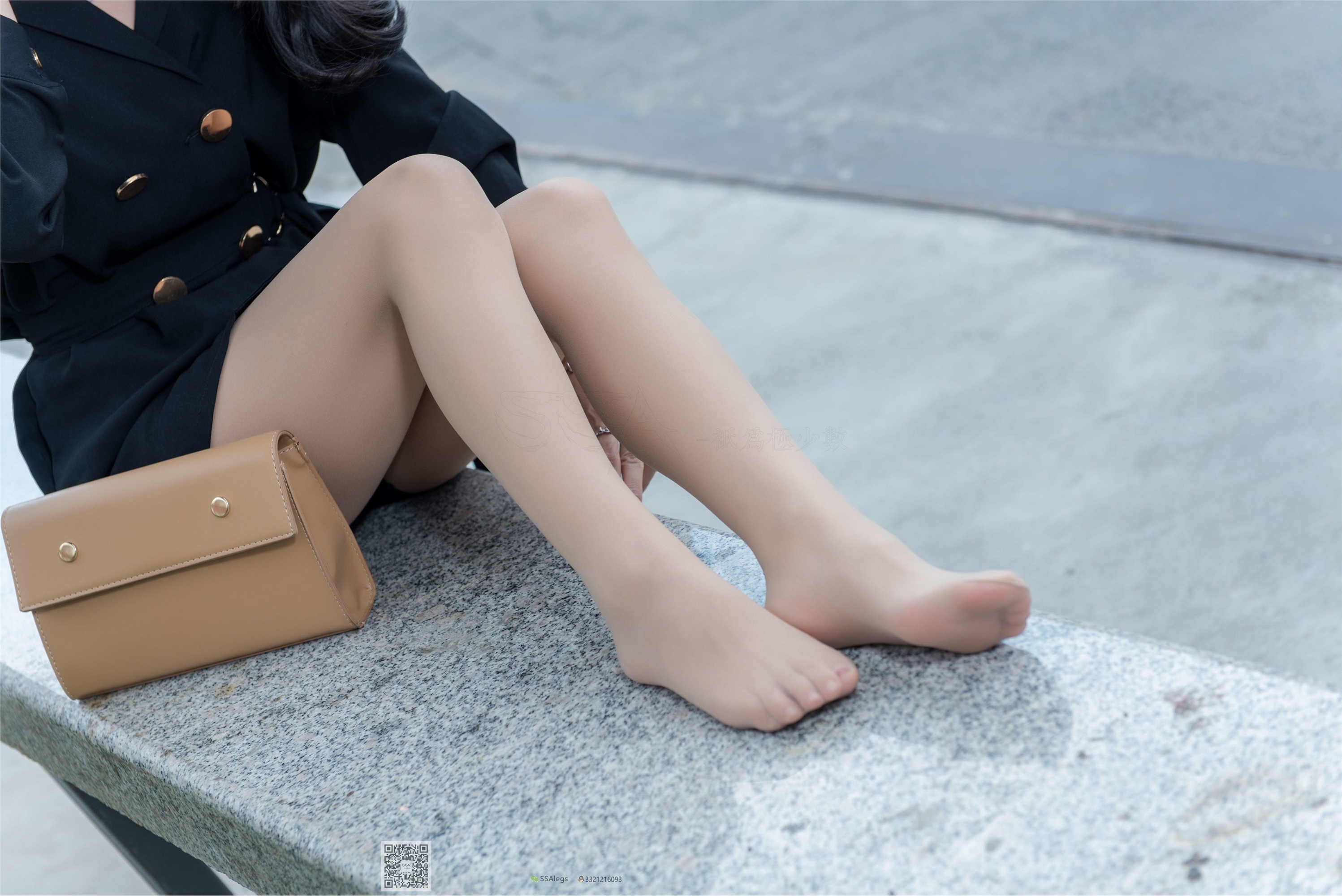 SSA丝社 NO.024 高冷混血女王芷沫肉丝街拍